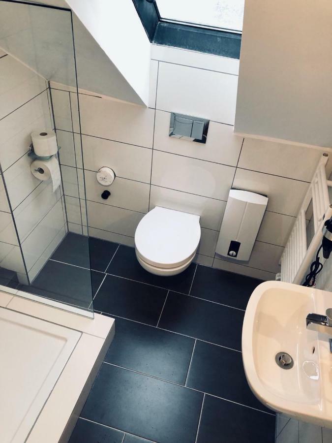 Homestay Am Markt Аденау Екстериор снимка